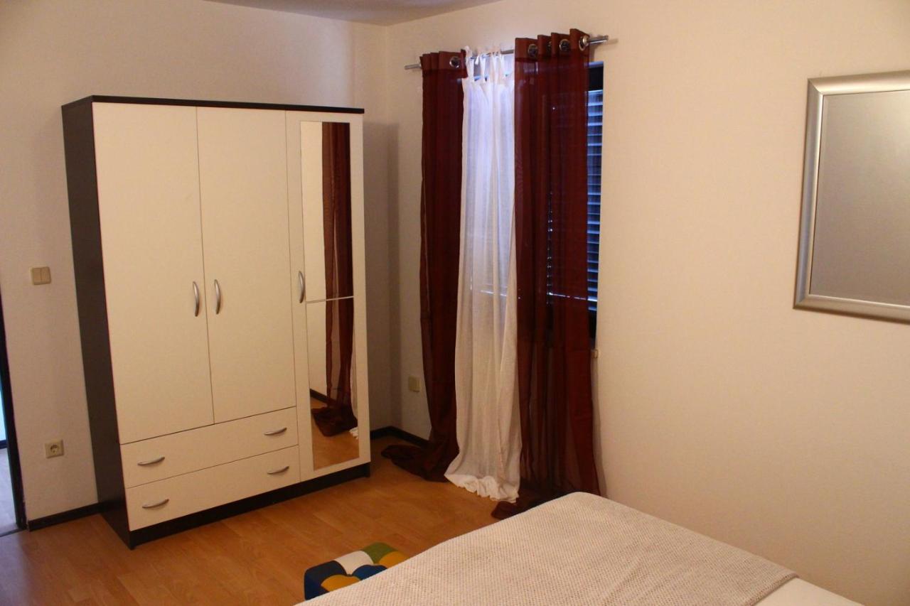 Apartment Arna Krk Town Bagian luar foto