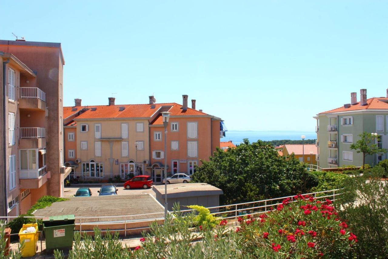 Apartment Arna Krk Town Bagian luar foto