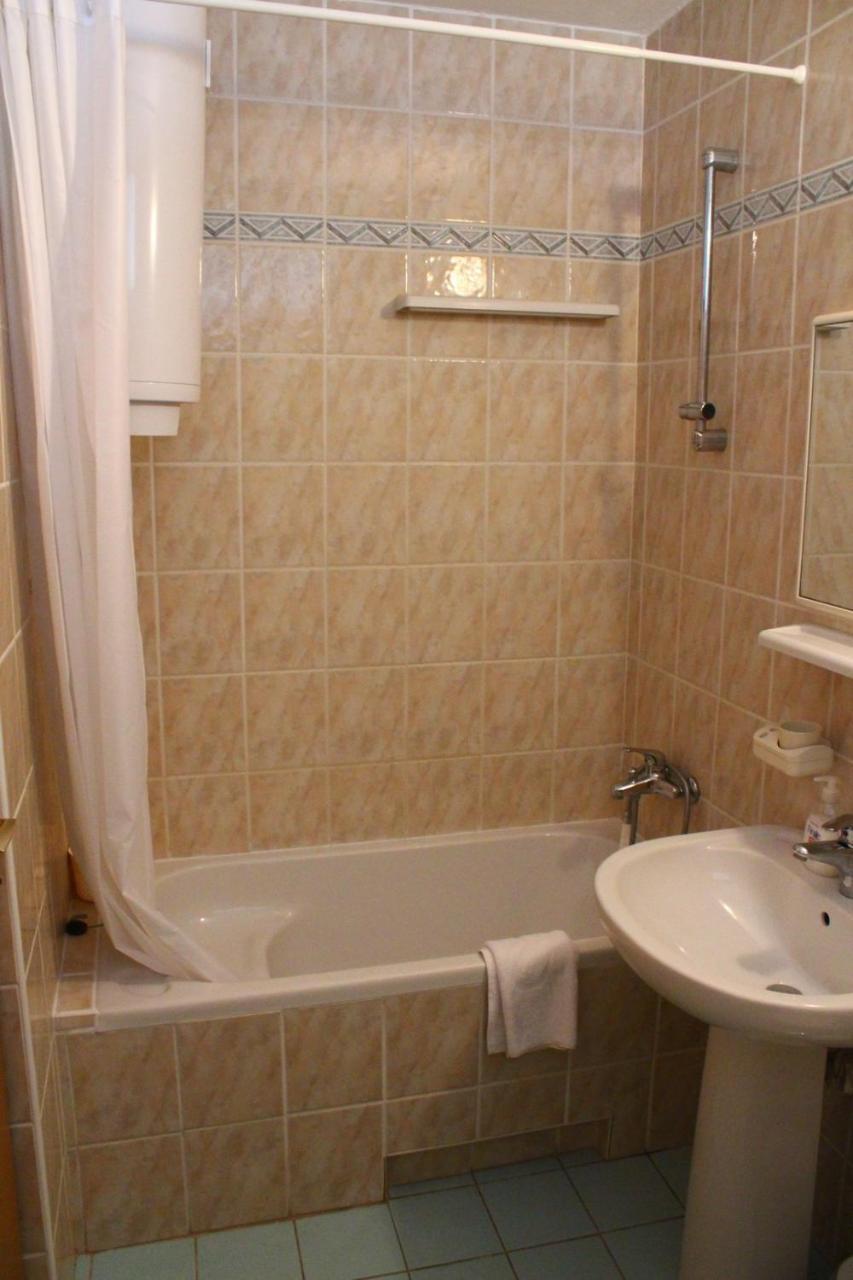 Apartment Arna Krk Town Bagian luar foto