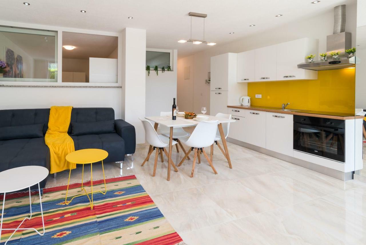 Apartment Arna Krk Town Bagian luar foto