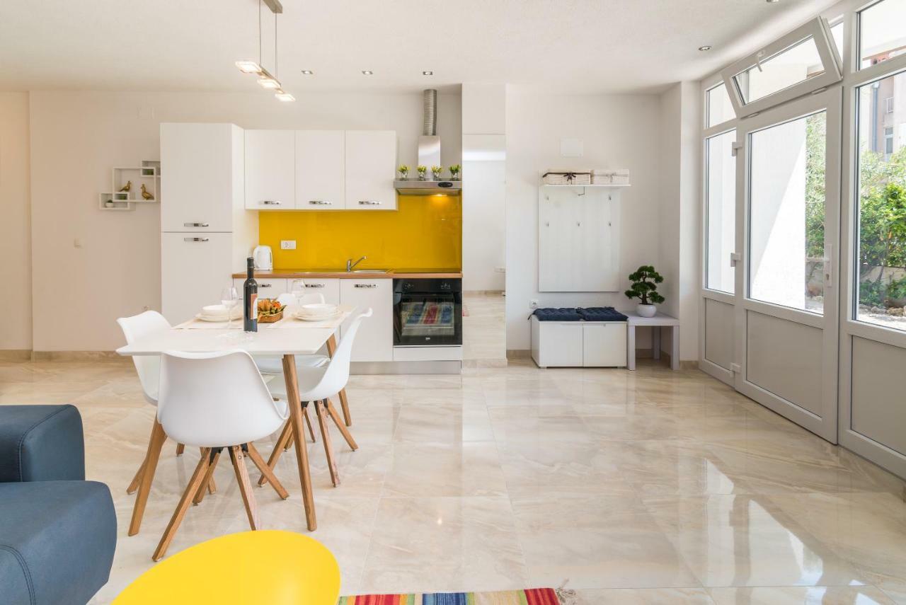 Apartment Arna Krk Town Bagian luar foto