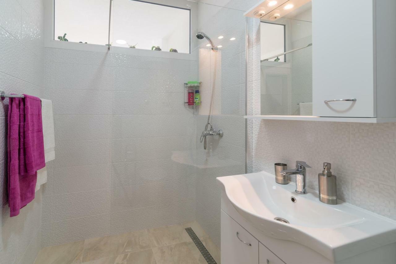 Apartment Arna Krk Town Bagian luar foto