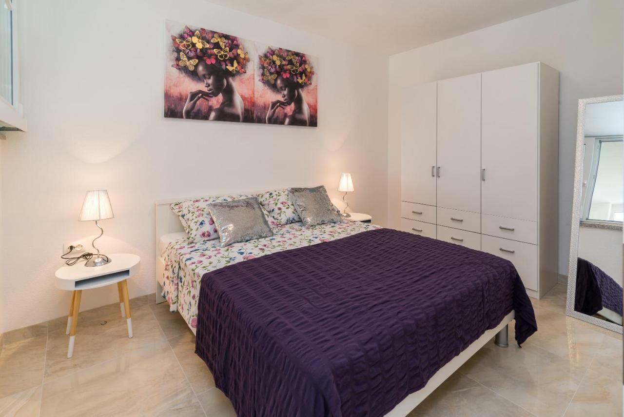 Apartment Arna Krk Town Bagian luar foto